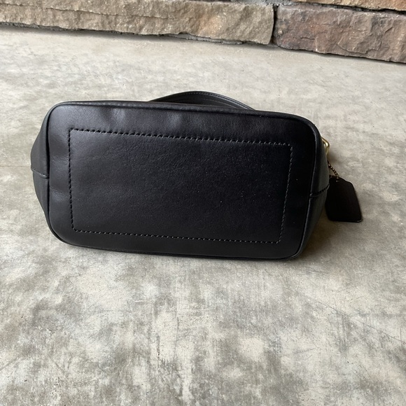 Vintage COACH Black Leather Demi Baguette Bag 9844 - Picture 8 of 16